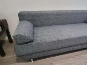 Vand canapea extensibila super pret