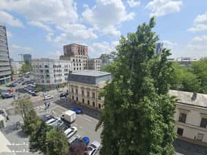Inchiriez apartament cu 2 camere in Piata Victoriei - Proprietar