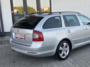 Vand Skoda Octavia 2.0 TDI 2013 — miniatura 3