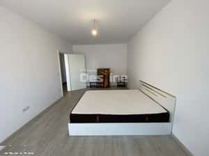 Apartament 2 camere decomandat, balcon, loc de parcare, complex Grandi — miniatura 3