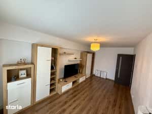 Apartament 3 camere, 81 mp, Micro 12 — vedere deschisă — miniatura 6