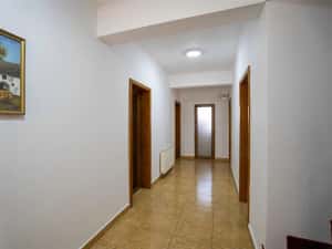 Pensiune 17 camere cu baie proprie Băile Felix — miniatura 8