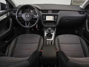 Skoda Octavia RAR Efectuat/Piele/Navigatie/Tempomat/Oglinzi Rabatabile El. — miniatura 5