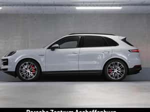 Porsche Cayenne 2024 Hibrid Second Hand București — miniatura 2