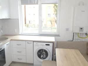 Inchiriez, garsoniera in Deva, zona Dacia, etaj 1, mobilata, utilata — miniatura 1