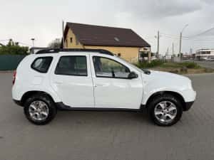 Duster 2(facelift) 4x4 an 2015 — miniatura 4