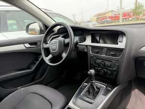 AUDI A4 B8 2.0TDI — miniatura 5