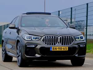 Vând BMW X6 xDrive40i M Sport, configurație full option