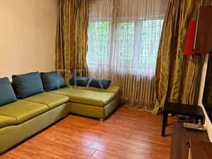 2 camere, P/10, anvelopat, bloc 1979, 53mp-Gorjului — miniatura 1