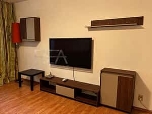 2 camere, P/10, anvelopat, bloc 1979, 53mp-Gorjului — miniatura 3