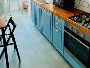 Inchiriez apartament 2 camere zona centrala — miniatura 3