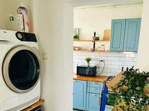 Inchiriez apartament 2 camere zona centrala — miniatura 5