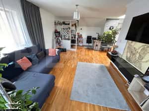 Apartament 2 camere, 68 mp, living spatios, mobilat si utilat — miniatura 1