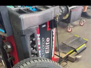 4 Anvelope DOT 2025 Goodyear/Pirelli vară 245/45/18 100yXL* uzură 1 mm — miniatura 9