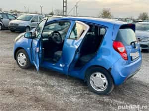 Vand Chevrolet Spark 2014 Benzina + gpl 998 cmc Neavariata — miniatura 4