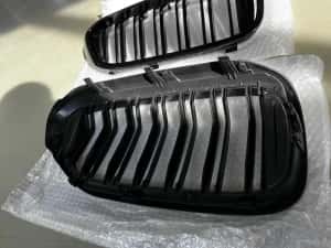 Grile Duble M Negru Lucios Bmw Seria 5 G30/G31/G38 Non LCi — miniatura 4