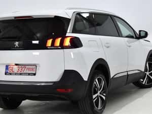 Peugeot 5008 1.2 PureTech 130 Allure — miniatura 7