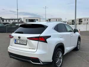 Lexus NX 300h 71.365km 4x4 Hybrid — miniatura 9