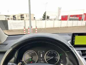 Lexus NX 300h 71.365km 4x4 Hybrid — miniatura 10