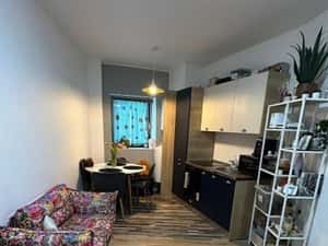 Vand apartament cu 1 dormitor si mini living cu bucatarie in Complex W — miniatura 5
