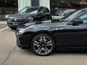 BMW M760 Hibrid, 571 cp, 15.000 km, 2025 — miniatura 6