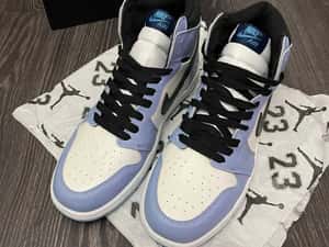 JORDAN 1 University Blue 36-45 - verificare colet — miniatura 10