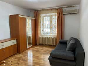 Garsoniera de inchiriat zona Gorjului,et. 1/4, — miniatura 2