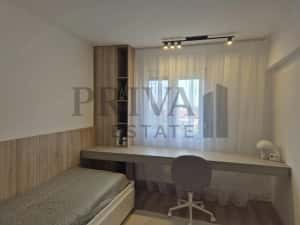 Apartament renovat complet 3 camere, 67 mp, Circumvalațiunii — miniatura 5