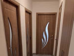 Închiriez apartament 2 camere — miniatura 2