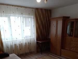 Închiriez apartament 2 camere — miniatura 4