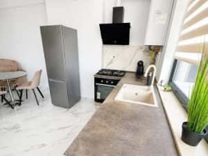 Închiriez apartament an regim hotelier  Buillding Stefan lake 2 — miniatura 5