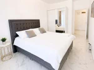 Închiriez apartament an regim hotelier  Buillding Stefan lake 2 — miniatura 9