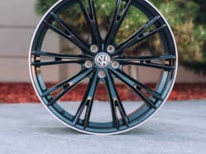 Jante Roti Audi Volkswagen R19 5x112 Passat Golf Tiguan Touran EOS Scirocco Phaeton Jetta Aliaj Nou — miniatura 9