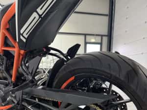 KTM Duke 125 2017 — miniatura 4