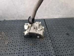 Broasca usa dreapta fata audi a6 c7 4g 8j1837016c — miniatura 4