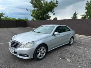 Mercedes  E Class 2.2 — miniatura 3