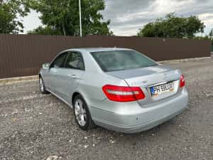 Mercedes  E Class 2.2 — miniatura 6