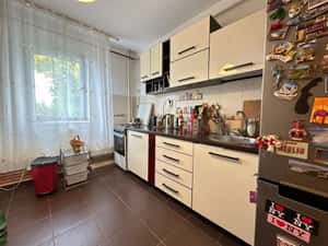 Apartament spatios 3 camere, 72 mp, etaj 2, Zona Lidl - Simion Barnutiu — miniatura 5