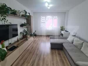 Apartament mobilat si utilat, 2 camere, 54 mp utili, parcare, zona Roa — miniatura 4