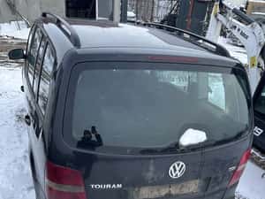 Dezmembrez vw touran 1.9 bxe — miniatura 8