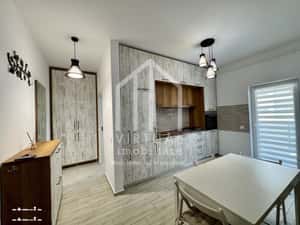 Garsoniera mobilata modern, etaj 3/7, bloc cu lift, parcare, Selimbar