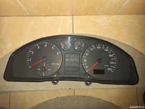 Ceas bord Audi A4,golf 4
