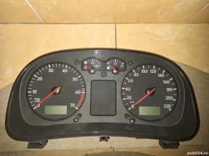 Ceas bord Audi A4,golf 4 — miniatura 4