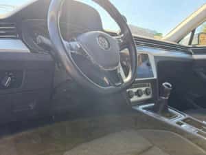 VW Passat 2.0 TDI 150cp 2019 — miniatura 5