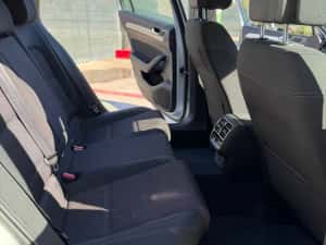 VW Passat 2.0 TDI 150cp 2019 — miniatura 8