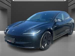 Tesla Model 3 Berlină, 28.310 km, Electric