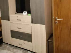 Bloc Nou. Etaj 1. Complet mobilat. Asfalt. Transport in comun. Zona Hotel IQ — miniatura 6