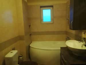 Bloc Nou. Etaj 1. Complet mobilat. Asfalt. Transport in comun. Zona Hotel IQ — miniatura 7