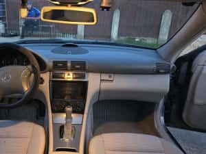 Mercedes c240 class avangarde w203 — miniatura 3