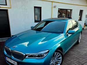 BMW Seria 7 Ținută in Garaj.